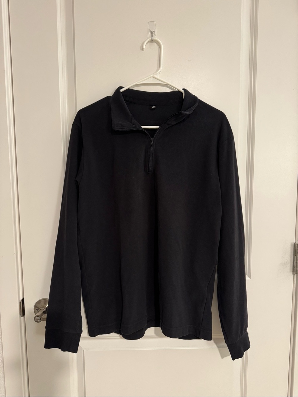 Uniqlo Men's Black Half-Zip Pullover Sweater